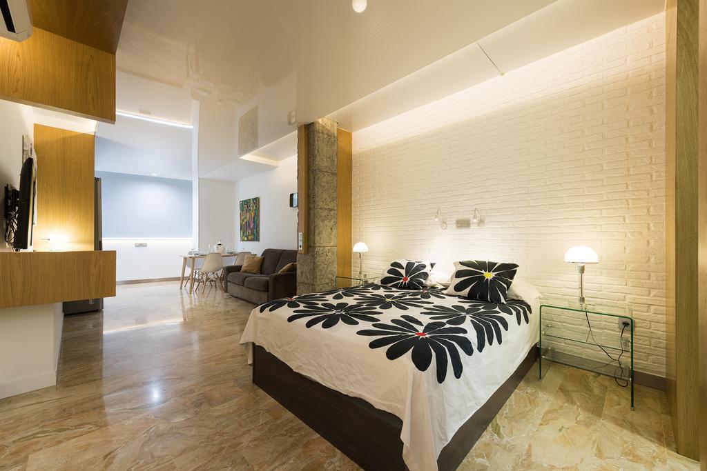 לאס פאלמס דה גראן קנאריה Suites Garden Loft Andy Warhol מראה חיצוני תמונה