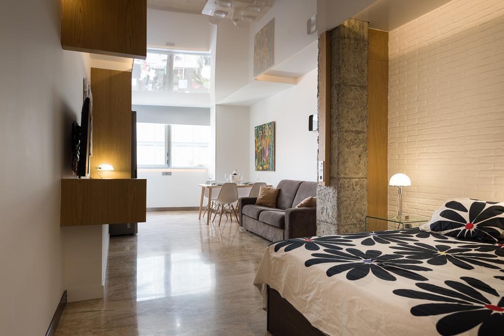 לאס פאלמס דה גראן קנאריה Suites Garden Loft Andy Warhol מראה חיצוני תמונה